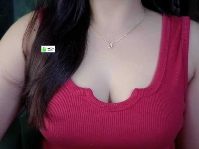 QuestQueen live cam on BongaCams