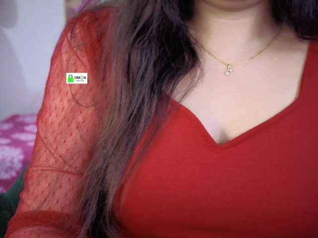 QuestQueen live cam on BongaCams