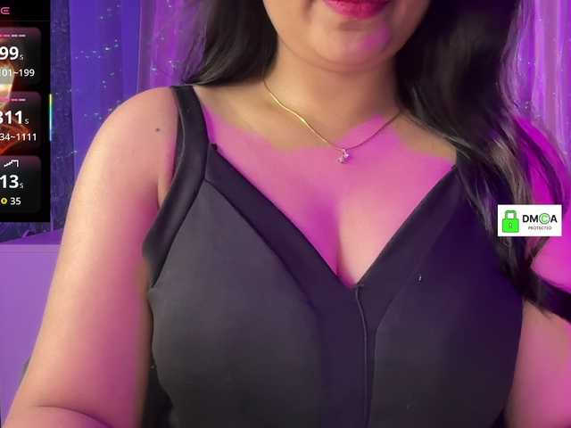 QuestQueen's BongaCams show and profile