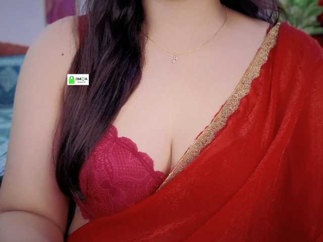 QuestQueen live cam on BongaCams