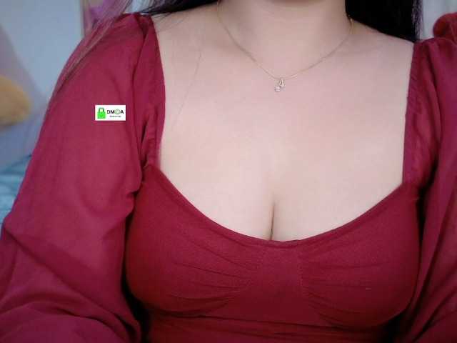 QuestQueen live webcam show