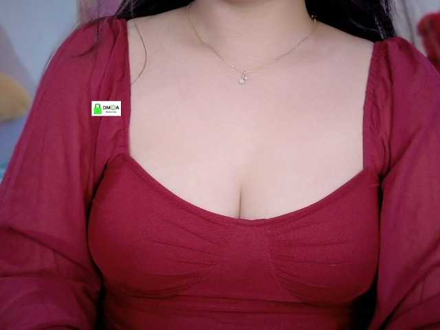 QuestQueen live webcam show