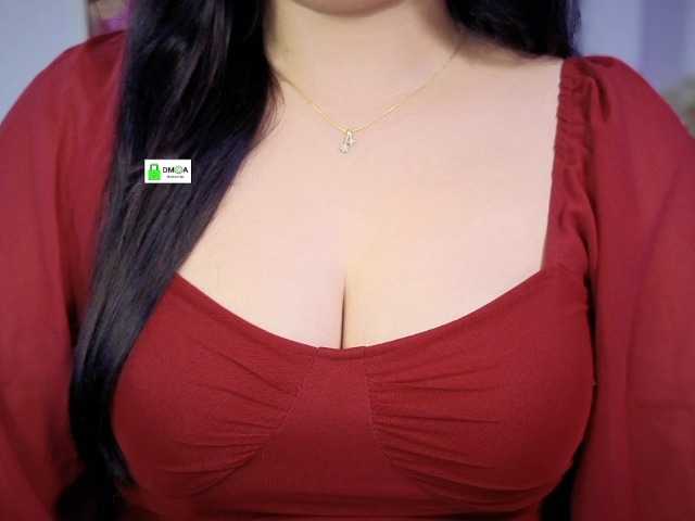 QuestQueen live cam on BongaCams