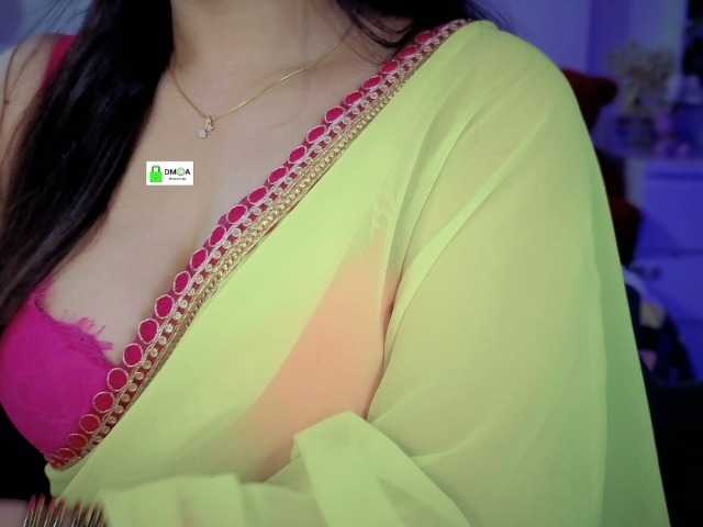 QuestQueen live cam on BongaCams