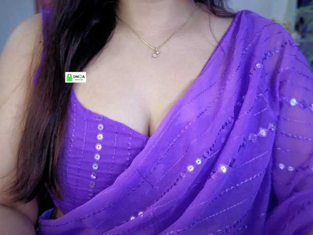 QuestQueen live cam on BongaCams