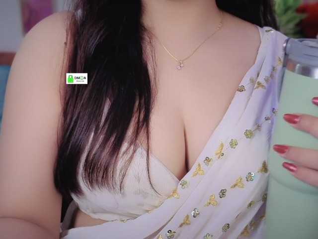 QuestQueen live cam on BongaCams