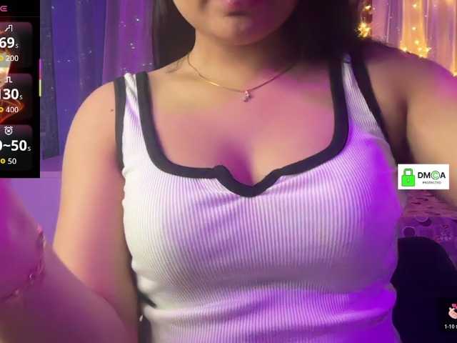 QuestQueen's BongaCams show and profile