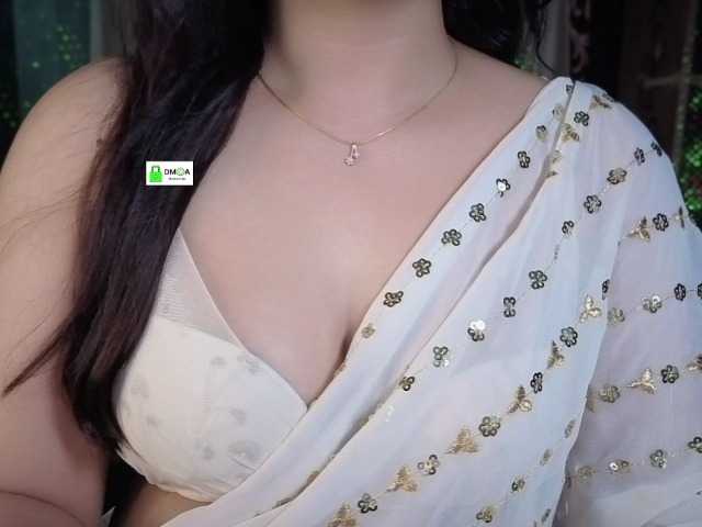 QuestQueen live cam on BongaCams