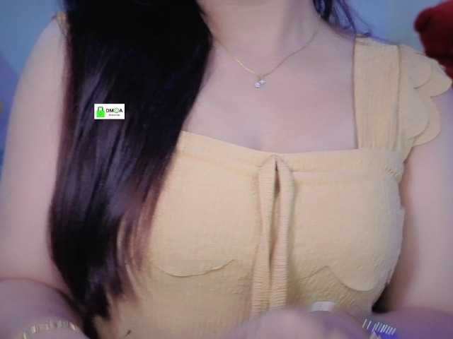 QuestQueen live webcam show