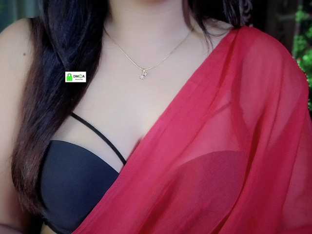QuestQueen live cam on BongaCams