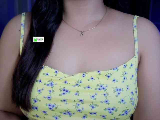 Model: QuestQueen