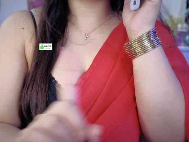 QuestQueen webcam