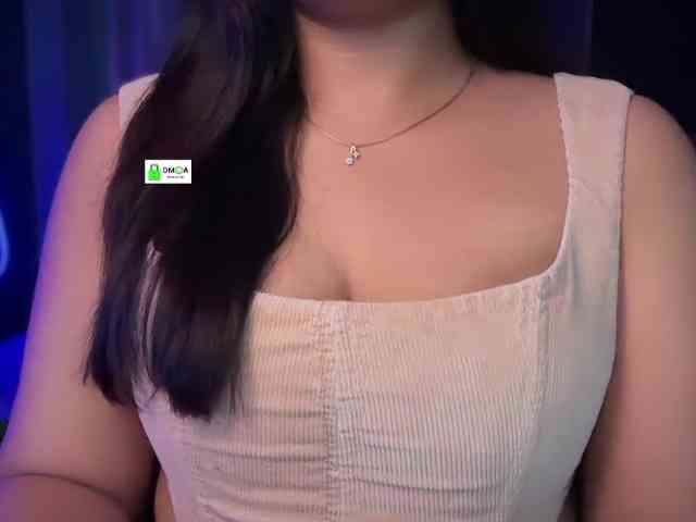QuestQueen webcam
