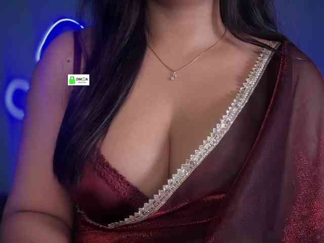 QuestQueen webcam