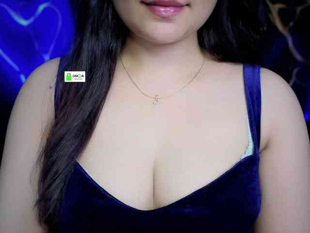 QuestQueen webcam