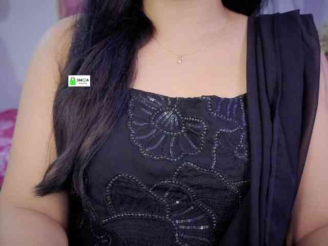 Model: QuestQueen