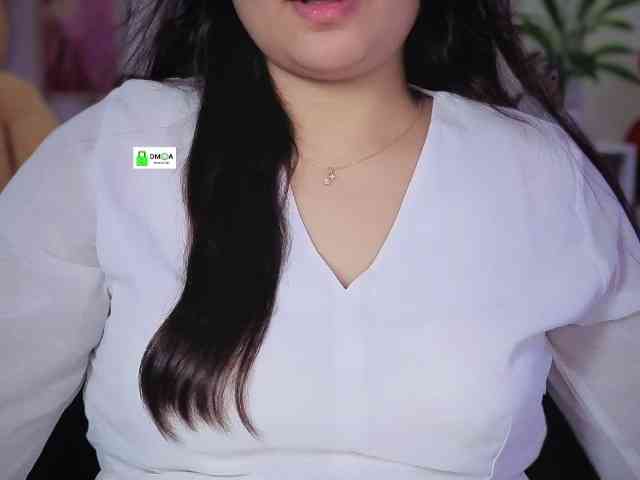 QuestQueen webcam
