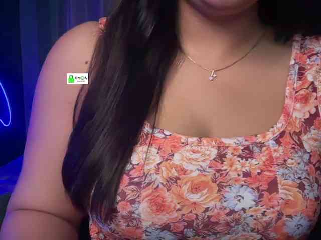 QuestQueen webcam