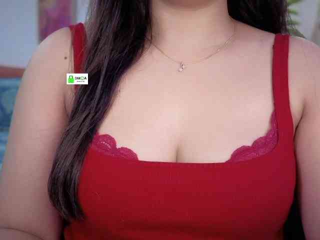 QuestQueen webcam