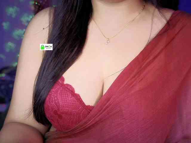 Model: QuestQueen