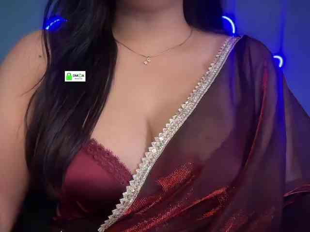QuestQueen webcam