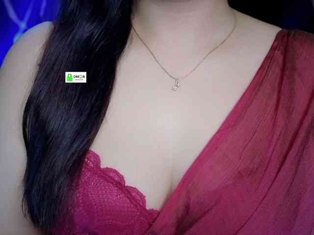 Model: QuestQueen