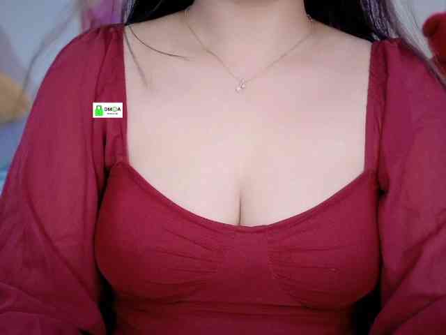QuestQueen webcam