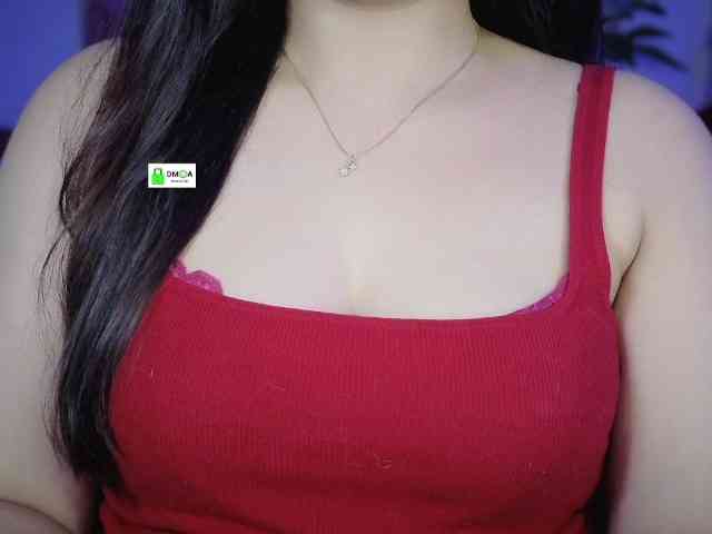 QuestQueen webcam