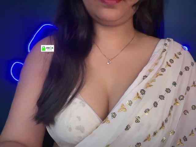 QuestQueen webcam