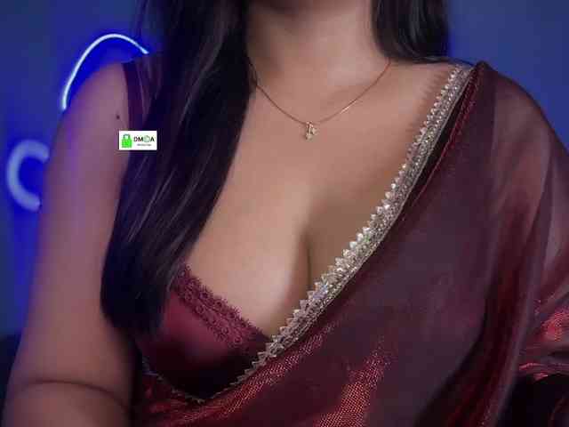 QuestQueen webcam