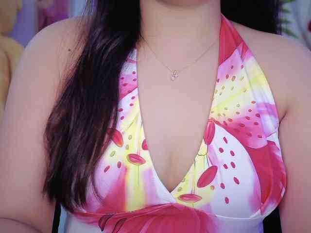 QuestQueen webcam