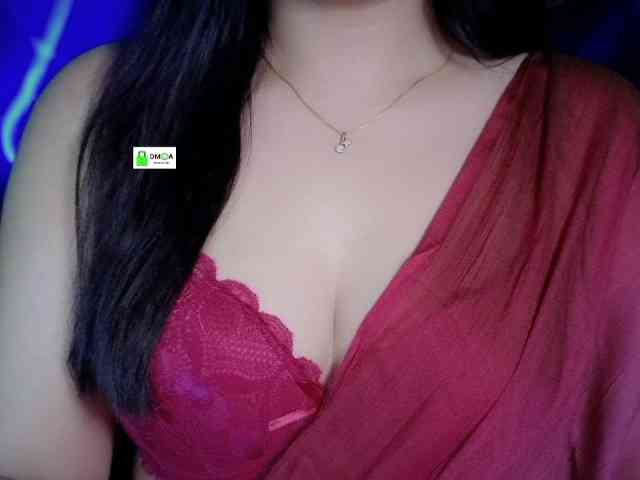 QuestQueen webcam