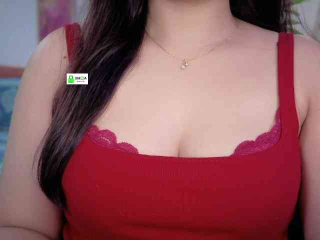 QuestQueen webcam