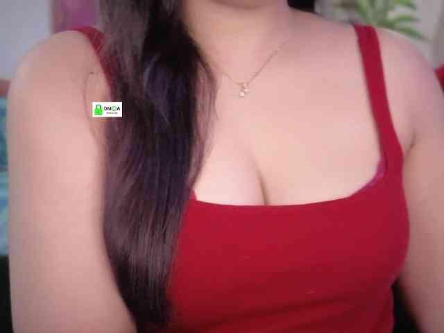 QuestQueen webcam