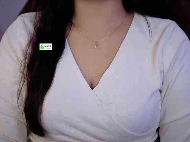 QuestQueen webcam