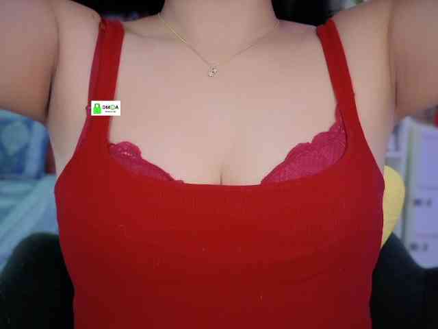 QuestQueen webcam