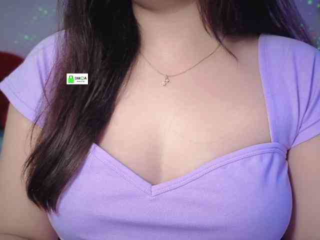 Model: QuestQueen