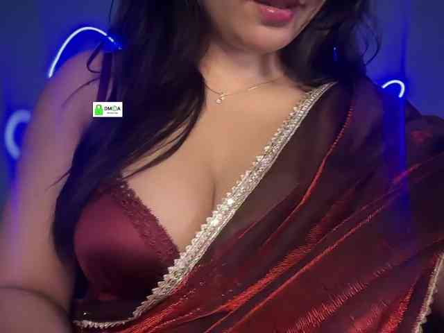 QuestQueen webcam