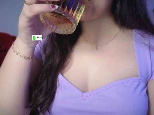 Model: QuestQueen
