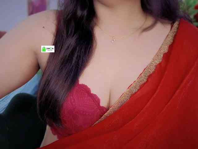 QuestQueen webcam