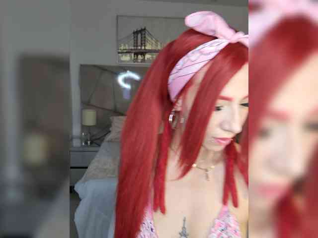 nikypallmer1 webcam