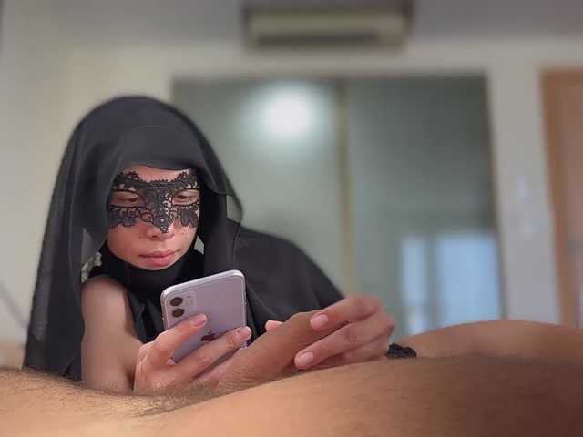 hiddenCrazySlut live cam on BongaCams