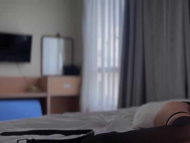hiddenCrazySlut live cam on BongaCams