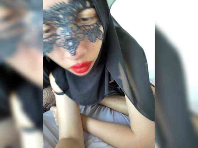 Модель: hiddenCrazySlut