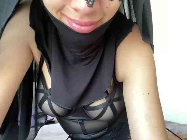 hiddenCrazySlut 