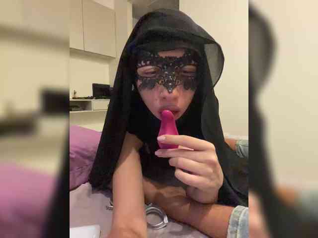 hiddenCrazySlut live show