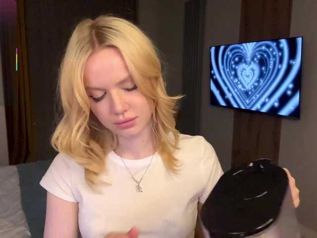  moonavelle chat room