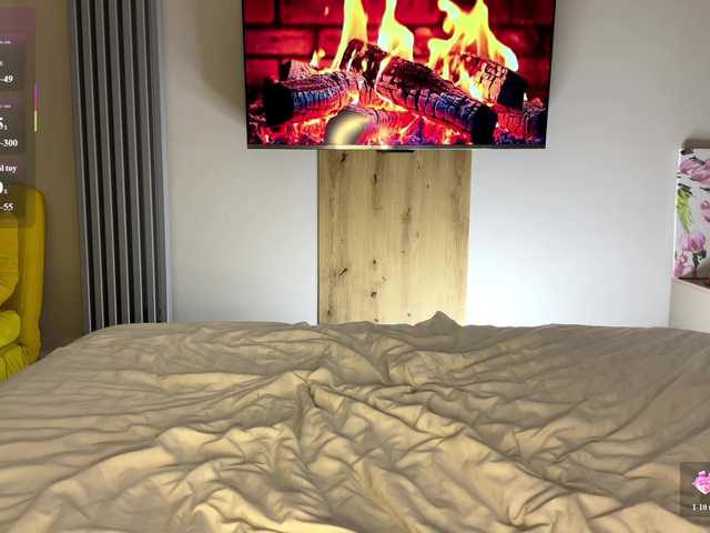 moonavelle live cam on BongaCams