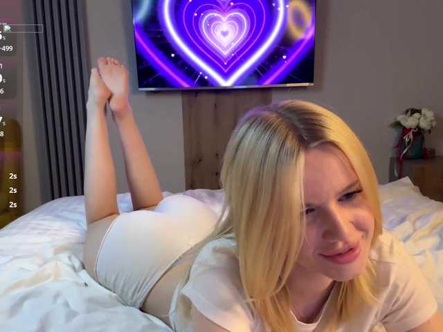  moonavelle chat room