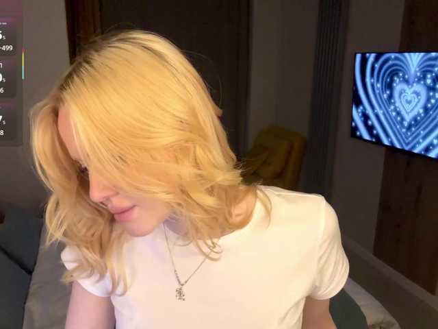  moonavelle chat room